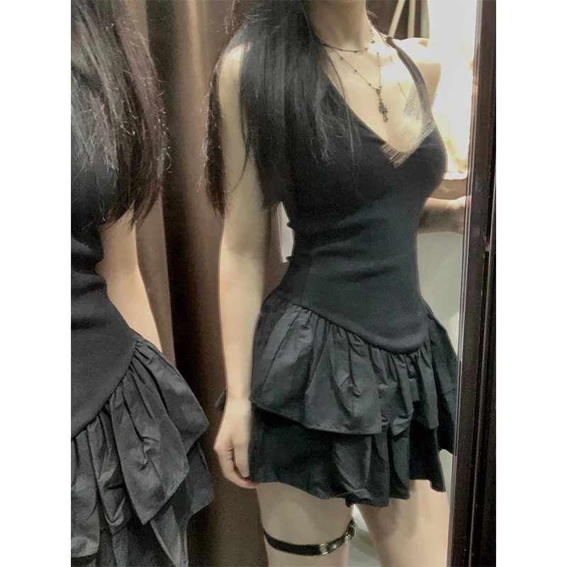 Y2K Backless Halter Mini Dress - MEXZT Y2Kชุดมินิสีดําผู้หญิงแฟชั่นเซ็กซี่Ruffles Halterฤดูร้อนGyaruเกาหลีVคอBackless Bodycon Vestidos