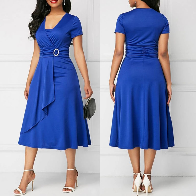 French Vintage Floral Midi Dress - เดรสผู้หญิงสีพื้น แขนสั้น คอวี ชายกระโปรงไม่เท่ากัน ช่วงเอวเข้ารูป ความยาวปานกลาง