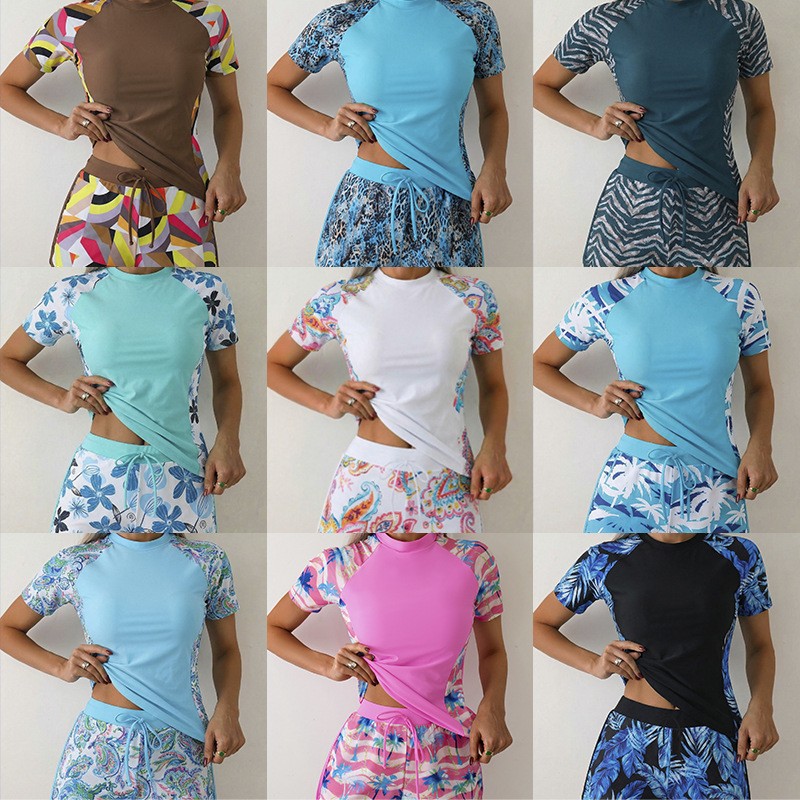 Tops - ชุดว่ายน้ำทูพีซลายดอกไม้สีฟ้า เสื้อครอปท็อปแบบแทงกินี่ กางเกงขาสั้นเอวสูง ชุดว่ายน้ำที่ดูเรียบร้อย