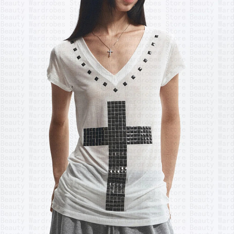 Y2K Graphic Baby Tee Crop - Rock Goth ที่ไม่ซ้ํากัน Top Y2k Crop