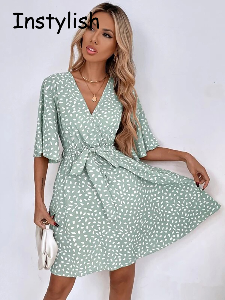 ชุดมินิเดรสลายจุดลำลองพร้อมเข็ - French Vintage Floral Midi Dress บทวิจารณ์และราคา