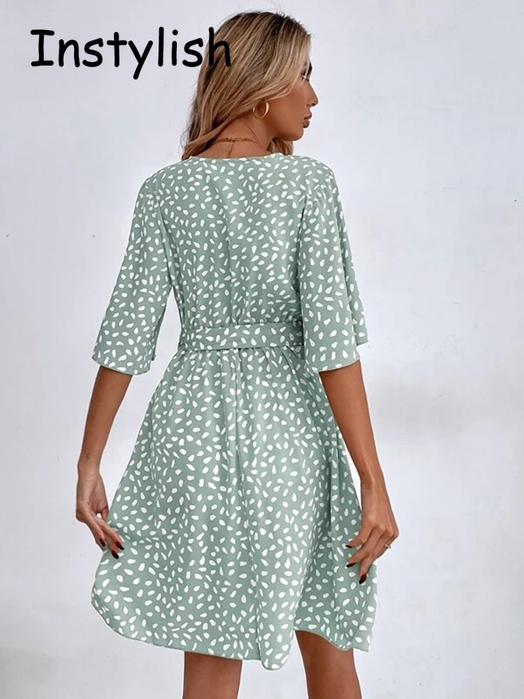 ชุดมินิเดรสลายจุดลำลองพร้อมเข็ - French Vintage Floral Midi Dress บทวิจารณ์และราคา