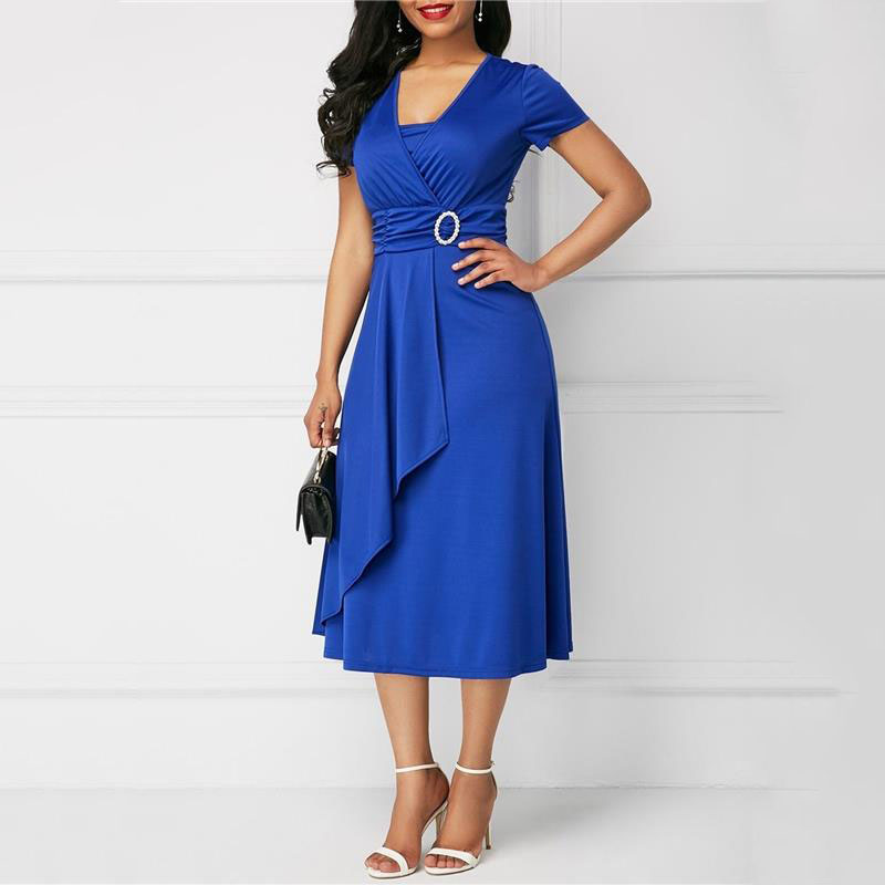 เดรสผู้หญิงสีพื้น แขนสั้น คอวี - French Vintage Floral Midi Dress บทวิจารณ์และราคา